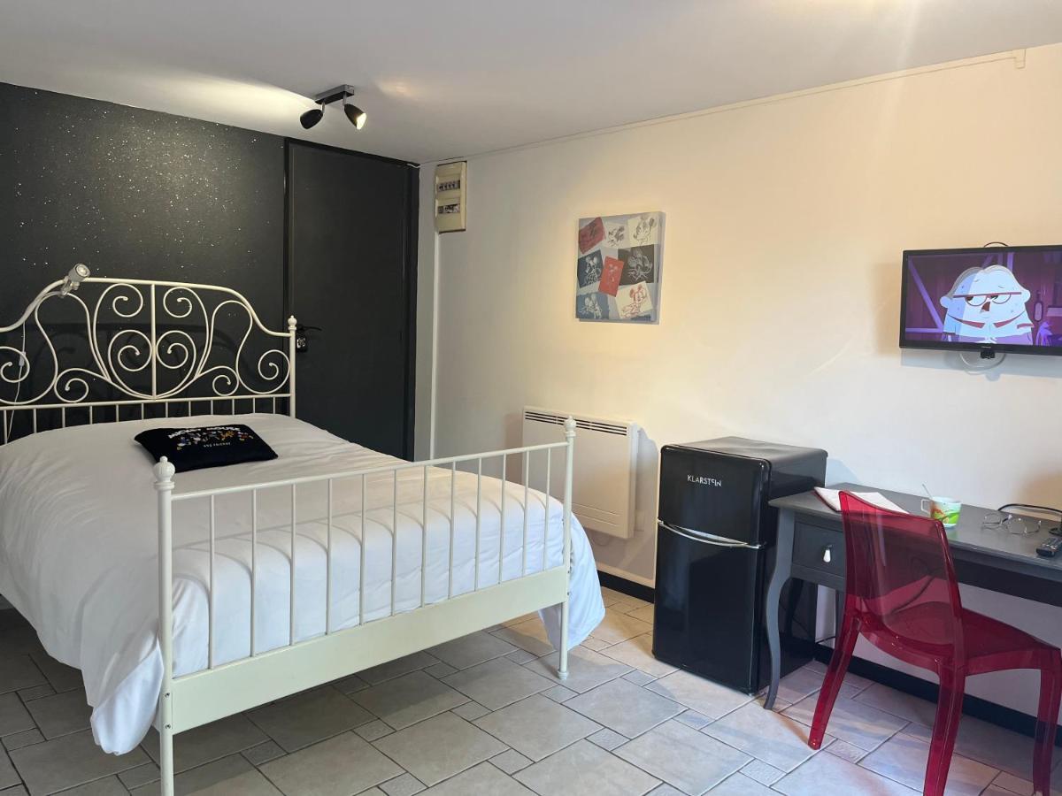 Chambres D'Hotes Poirier Bazin Montry Ngoại thất bức ảnh