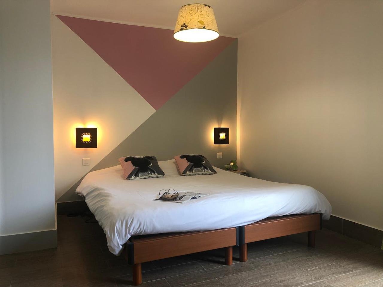 Chambres D'Hotes Poirier Bazin Montry Ngoại thất bức ảnh