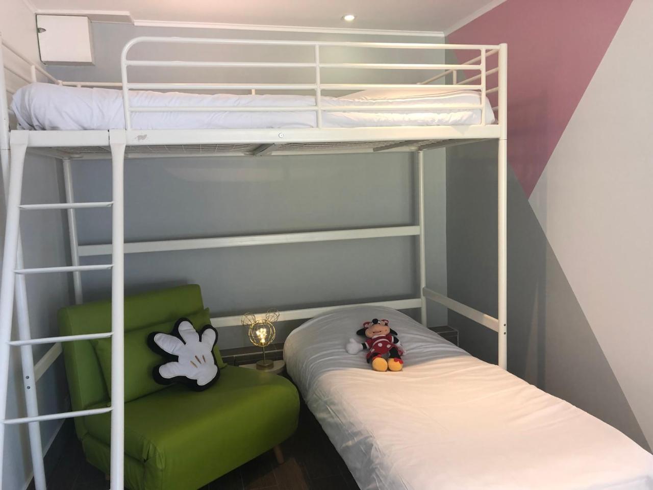 Chambres D'Hotes Poirier Bazin Montry Ngoại thất bức ảnh