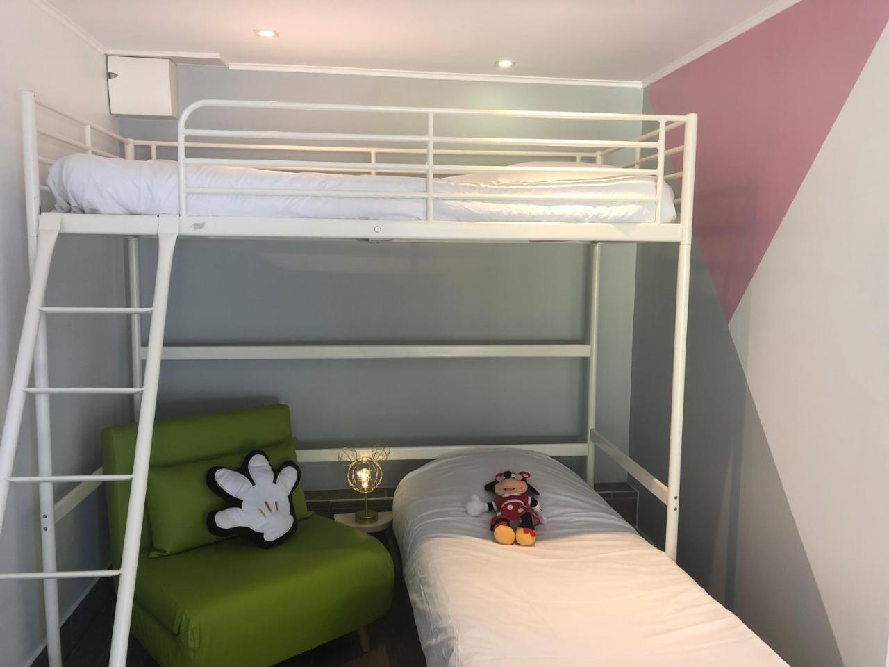 Chambres D'Hotes Poirier Bazin Montry Ngoại thất bức ảnh